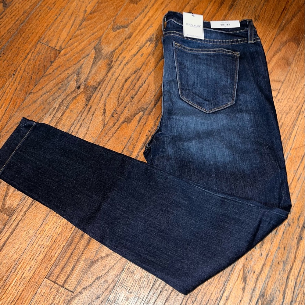 Judy Blue jeans. NWT size 15. Lots of stretch!